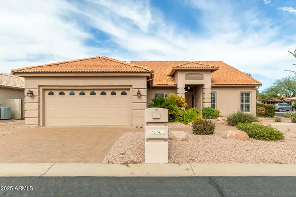Property Slideshow image 2 of 115 | 9342 e coopers hawk dr, Sun Lakes, AZ, 85248