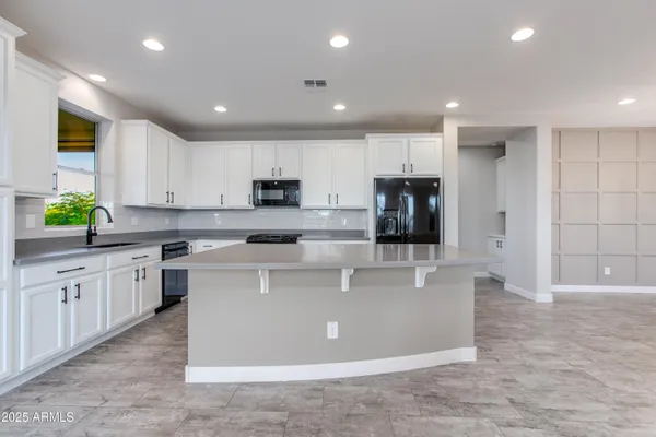 Property Slideshow image 3 of 75 | 3235 josey wales way, Wickenburg, AZ, 85390