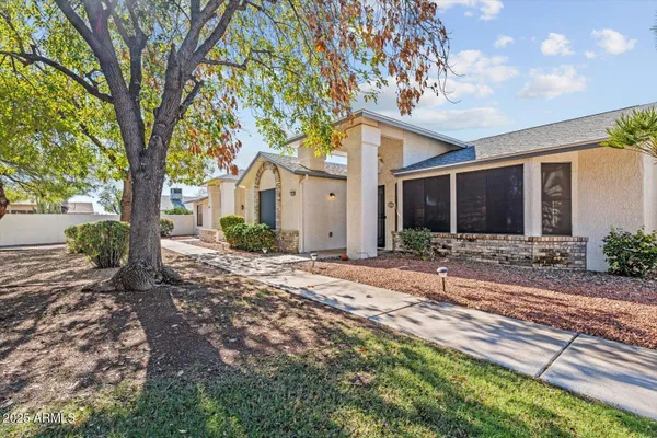 Property Slideshow image 3 of 36 | 13615 w bolero dr, Sun City West, AZ, 85375