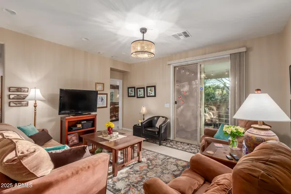 Property Slideshow image 3 of 36 | 6573 w mockingbird ct, Florence, AZ, 85132