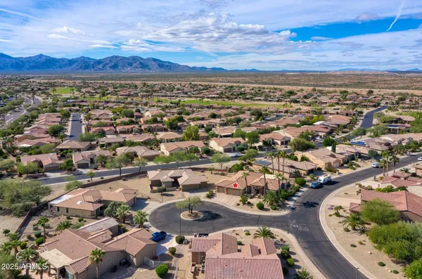 Property Slideshow image 2 of 45 | 20332 n croft ct, Surprise, AZ, 85387