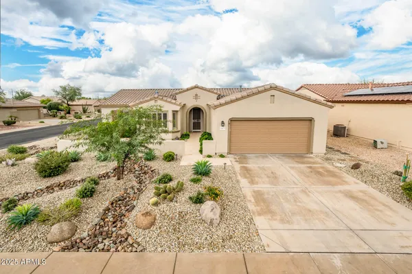 Property Slideshow image 2 of 43 | 14875 w gentle breeze way, Surprise, AZ, 85374