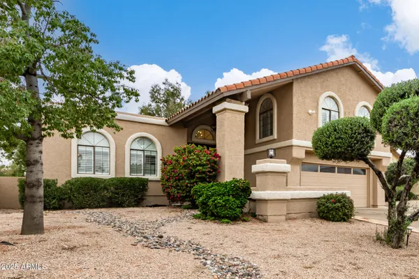 Property Slideshow image 2 of 39 | 13042 s 42nd st, Phoenix, AZ, 85044