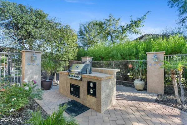 Property Slideshow image 3 of 66 | 12971 w fossil dr, Peoria, AZ, 85383