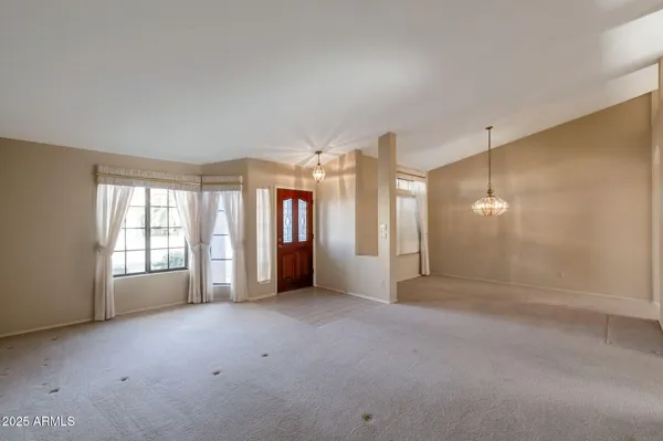 Property Slideshow image 3 of 15 | 9627 w chino dr, Peoria, AZ, 85382