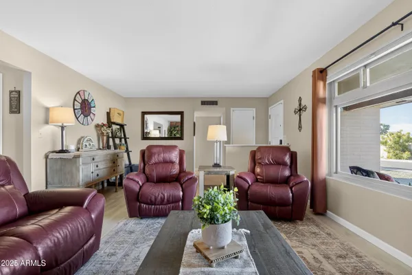 Property Slideshow image 2 of 35 | 649 n 61st pl, Mesa, AZ, 85205