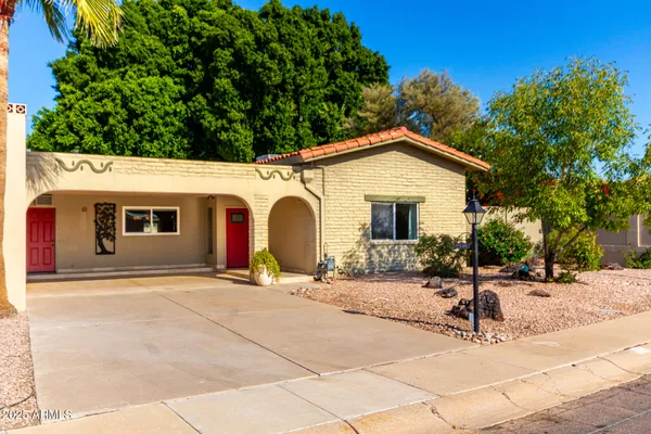 Property Slideshow image 2 of 33 | 7846 e northland dr, Scottsdale, AZ, 85251