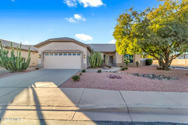 Property Slideshow image 3 of 49 | 6082 s bedford pl, Chandler, AZ, 85249