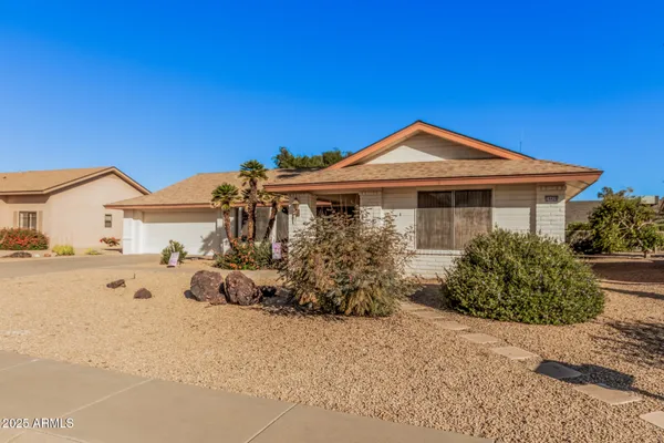 Property Slideshow image 2 of 30 | 14426 w white rock dr, Sun City West, AZ, 85375