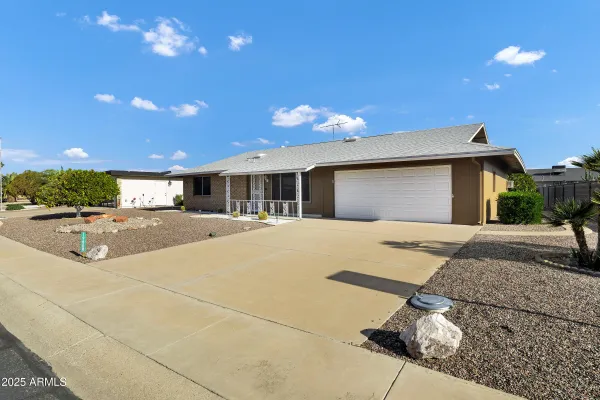 Property Slideshow image 3 of 40 | 19809 n calypso ln, Sun City, AZ, 85373