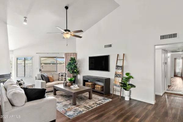 Property Slideshow image 3 of 51 | 17545 n pima trl, Surprise, AZ, 85374