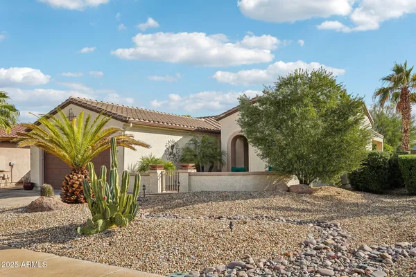 Property Slideshow image 3 of 31 | 19559 n wasson peak dr, Surprise, AZ, 85387