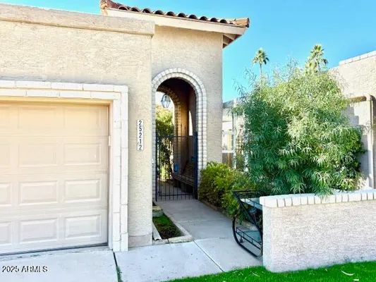 Property Slideshow image 2 of 21 | 25212 s angora ct, Sun Lakes, AZ, 85248