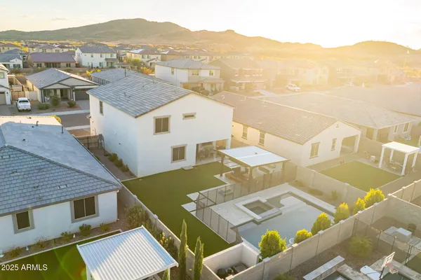 Property Slideshow image 2 of 51 | 13182 w crestvale dr, Peoria, AZ, 85383