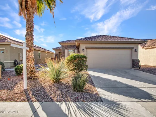 Property Slideshow image 2 of 35 | 22585 w moonlight path, Buckeye, AZ, 85326