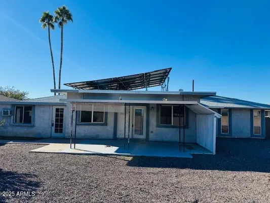 Property Slideshow image 2 of 13 | 9322 w hidden valley cir, Sun City, AZ, 85351