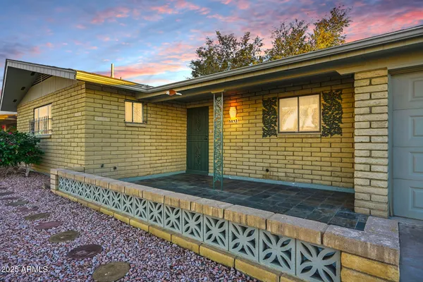 Property Slideshow image 3 of 44 | 5843 e dodge st, Mesa, AZ, 85205