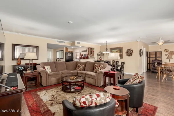 Property Slideshow image 3 of 26 | 10256 n 109th ave, Sun City, AZ, 85351