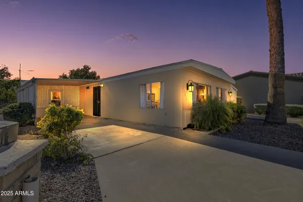 Property Slideshow image 3 of 66 | 5807 e leonora st, Mesa, AZ, 85215