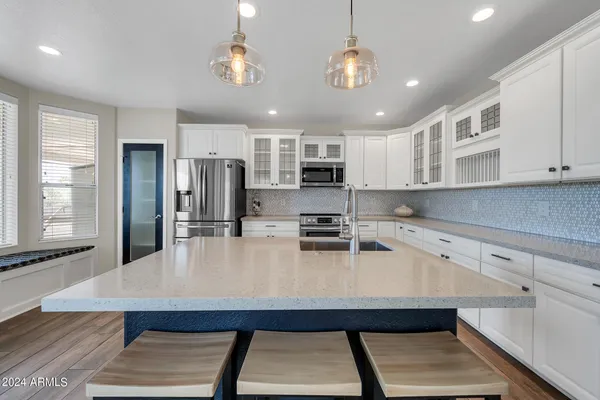 Property Slideshow image 3 of 54 | 26434 s boxwood dr, Sun Lakes, AZ, 85248