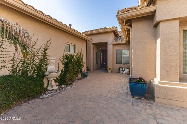 Property Slideshow image 3 of 32 | 23632 s illinois ave, Sun Lakes, AZ, 85248