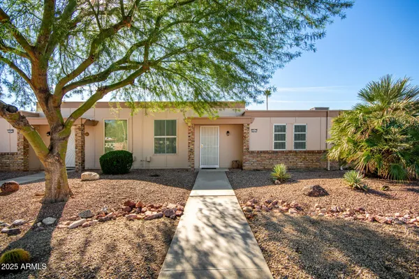 Property Slideshow image 2 of 26 | 10027 w forrester dr, Sun City, AZ, 85351