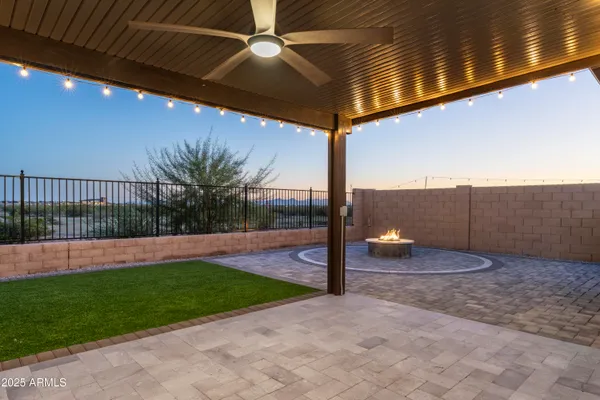 Property Slideshow image 2 of 38 | 18493 w hiddenview dr, Goodyear, AZ, 85338