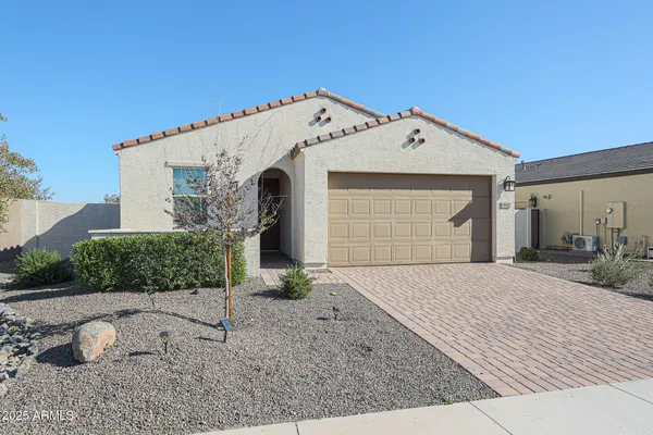 Property Slideshow image 3 of 55 | 15817 s 177th dr, Goodyear, AZ, 85338