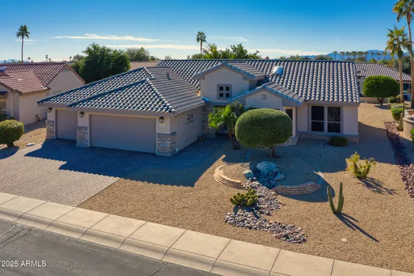 Property Slideshow image 2 of 47 | 16421 w desert wren ct, Surprise, AZ, 85374