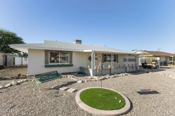 Property Slideshow image 2 of 37 | 10925 w cherry hills dr, Sun City, AZ, 85351