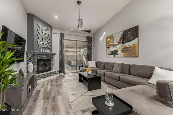 Property Slideshow image 3 of 26 | 18650 n 91st ave unit 2201, Peoria, AZ, 85382