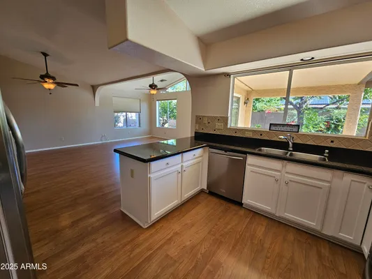 Property Slideshow image 2 of 15 | 20323 n 110th ln, Peoria, AZ, 85373