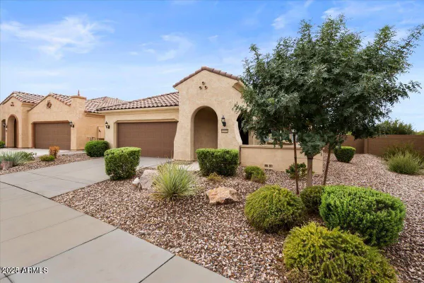 Property Slideshow image 2 of 31 | 6113 w sandpiper way, Florence, AZ, 85132