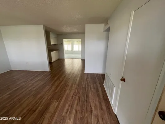 Property Slideshow image 2 of 17 | 10801 w clair dr, Sun City, AZ, 85351