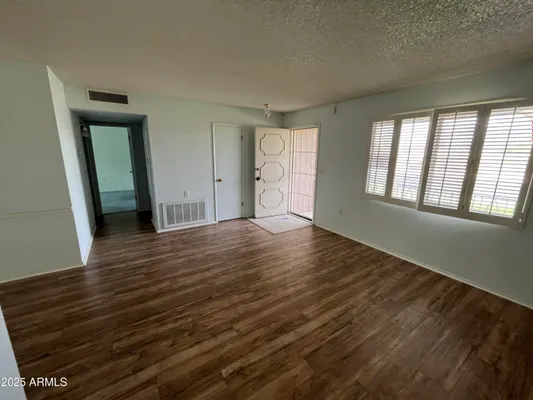 Property Slideshow image 3 of 17 | 10801 w clair dr, Sun City, AZ, 85351