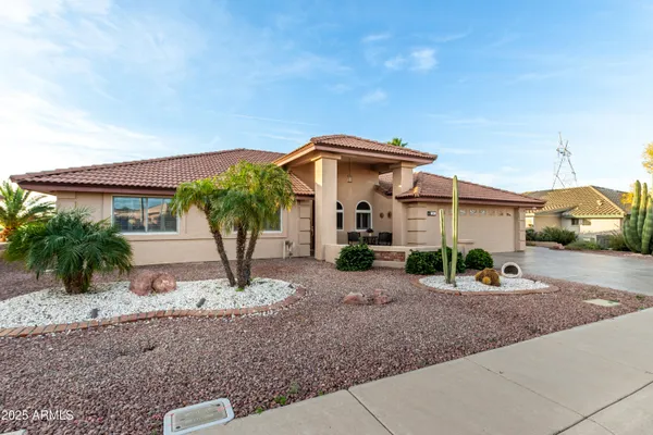 Property Slideshow image 3 of 27 | 10843 e kilarea ave, Mesa, AZ, 85209
