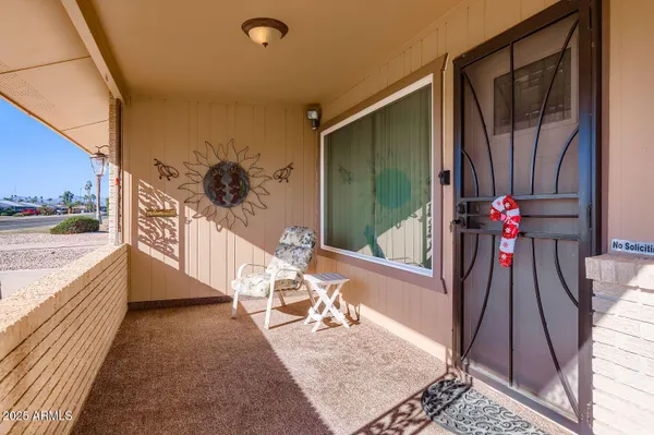 Property Slideshow image 3 of 26 | 9524 w greenway rd, Sun City, AZ, 85351