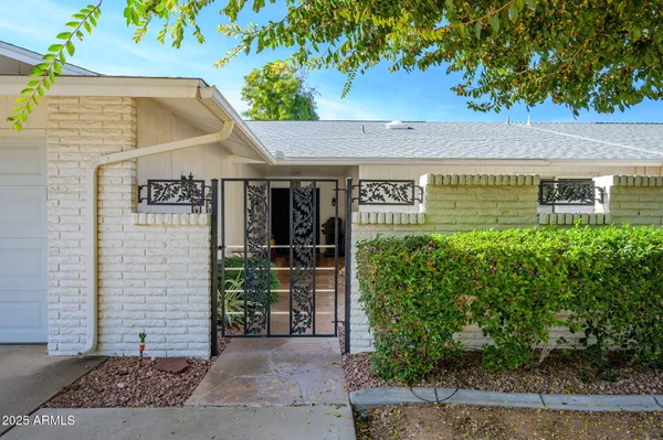 Property Slideshow image 3 of 53 | 17884 n 99th dr, Sun City, AZ, 85373