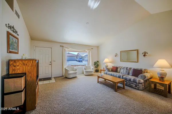 Property Slideshow image 2 of 58 | 7928 e monte ave, Mesa, AZ, 85209