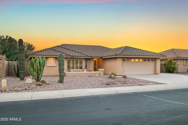 Property Slideshow image 3 of 42 | 10943 e olla ave, Mesa, AZ, 85212