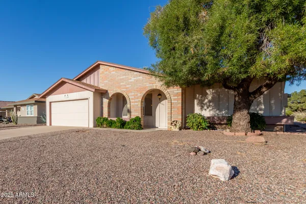 Property Slideshow image 3 of 42 | 8166 e pueblo ave, Mesa, AZ, 85208