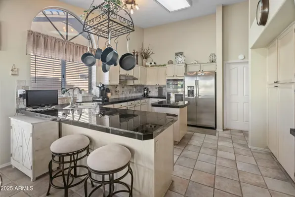 Property Slideshow image 2 of 53 | 9456 w chino dr, Peoria, AZ, 85382