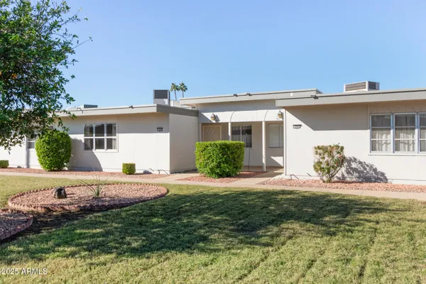 Property Slideshow image 3 of 34 | 10882 w coggins dr, Sun City, AZ, 85351