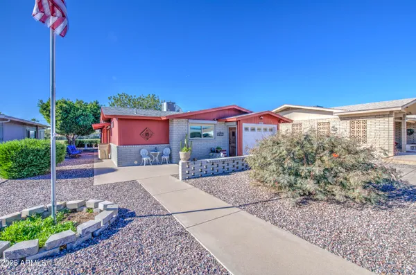 Property Slideshow image 3 of 41 | 2238 n gayridge rd, Mesa, AZ, 85215