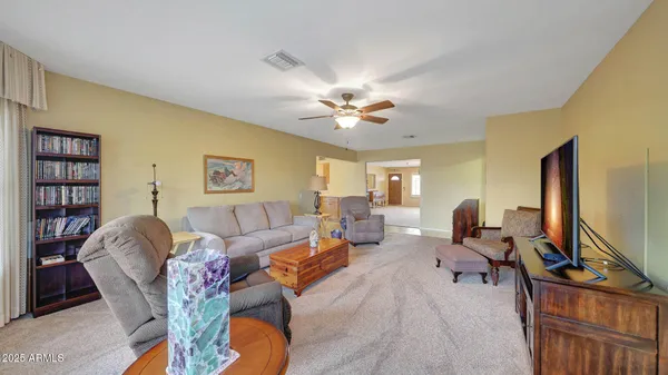 Property Slideshow image 3 of 41 | 9502 w calico dr, Sun City, AZ, 85373