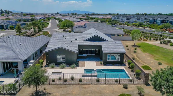 Property Slideshow image 3 of 36 | 11534 n jerome st, Surprise, AZ, 85388