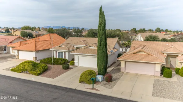 Property Slideshow image 2 of 42 | 3097 candlewood way, Sierra Vista, AZ, 85650