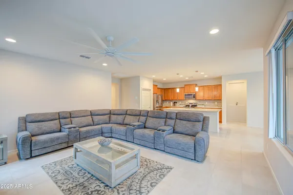 Property Slideshow image 3 of 48 | 7688 w cactus wren way, Florence, AZ, 85132