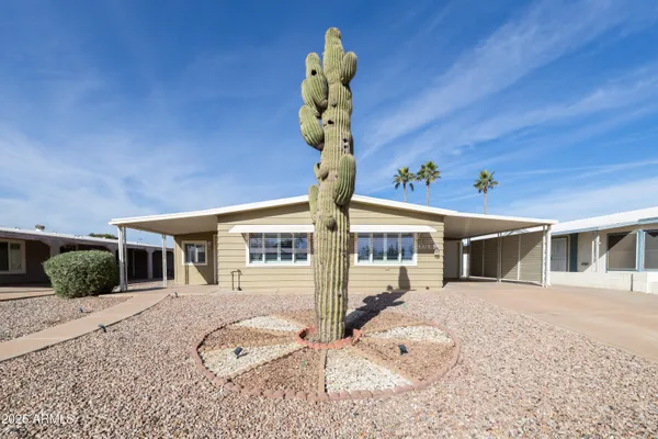 Property Slideshow image 2 of 37 | 9318 e sun lakes blvd, Sun Lakes, AZ, 85248
