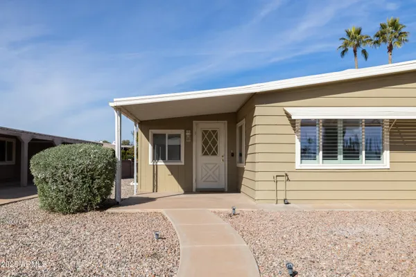 Property Slideshow image 3 of 37 | 9318 e sun lakes blvd, Sun Lakes, AZ, 85248